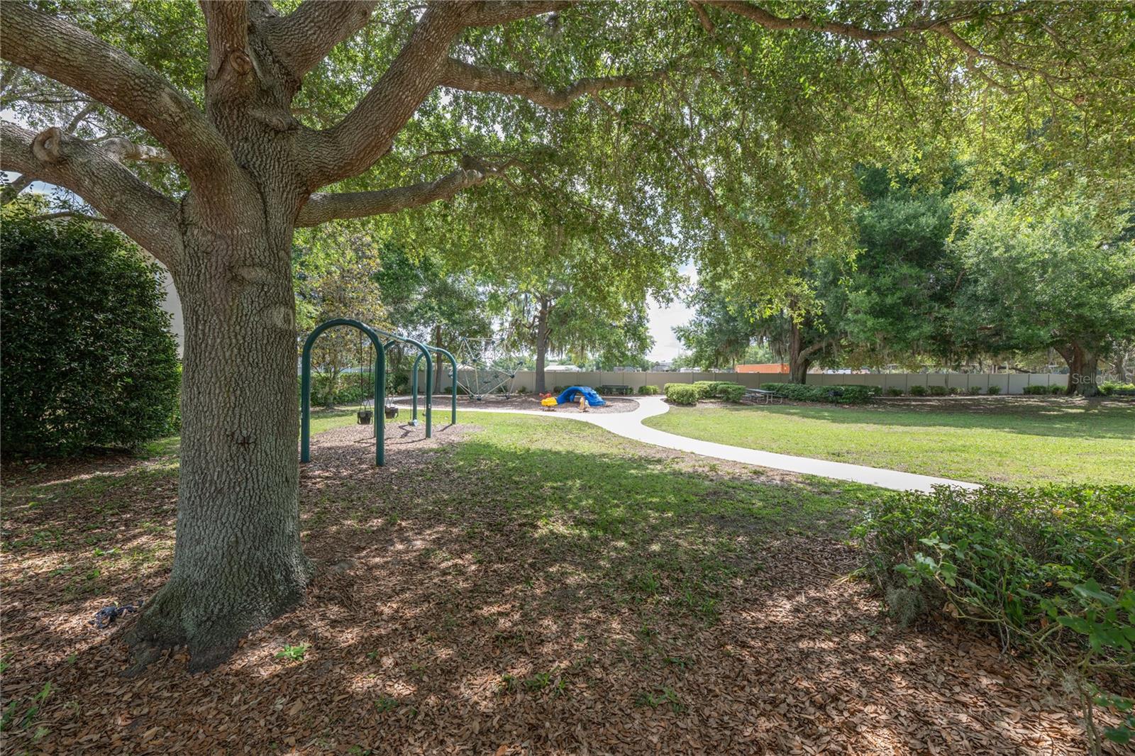EUSTIS MISTY OAKS - Residential