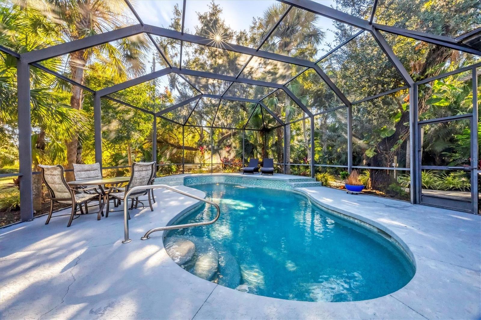 TIMBERLAKES - Residential