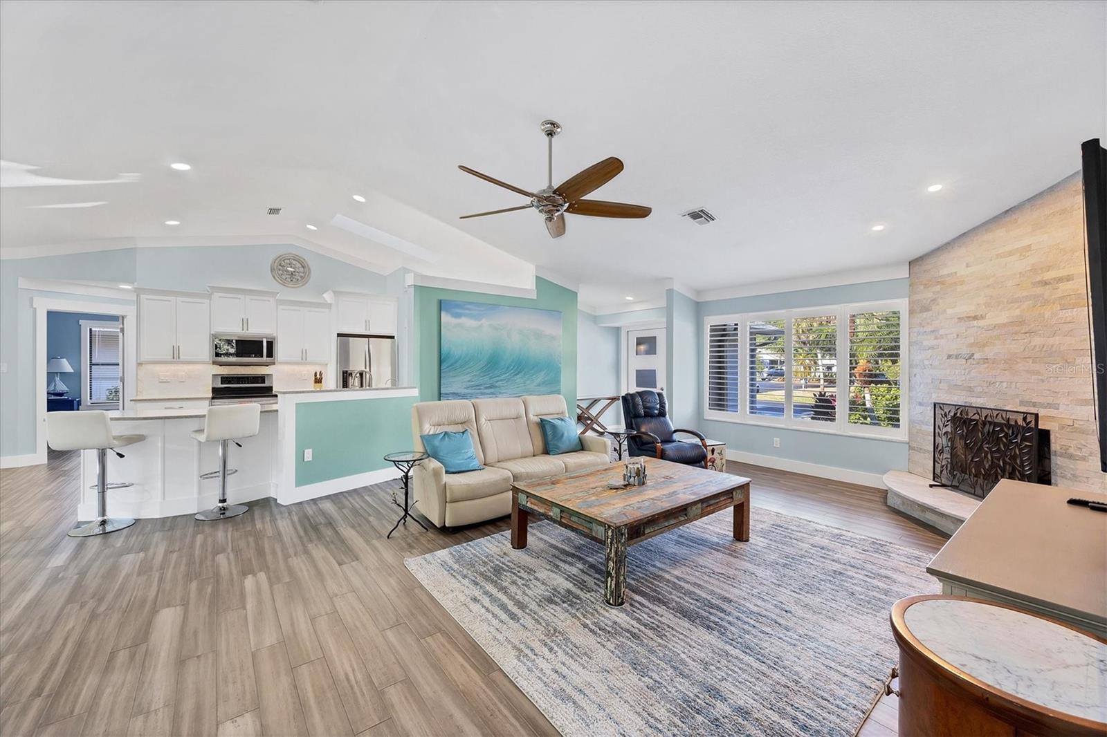 TIMBERLAKES - Residential