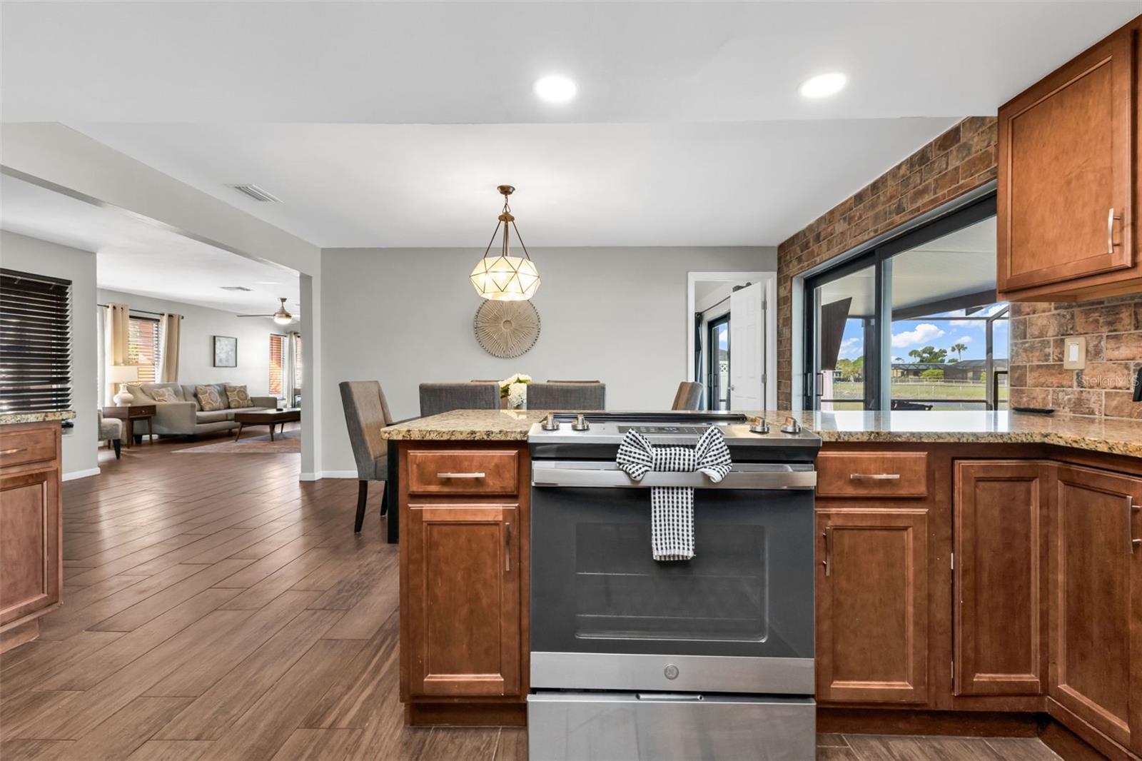 ROTONDA WEST OAKLAND HILLS - Residential