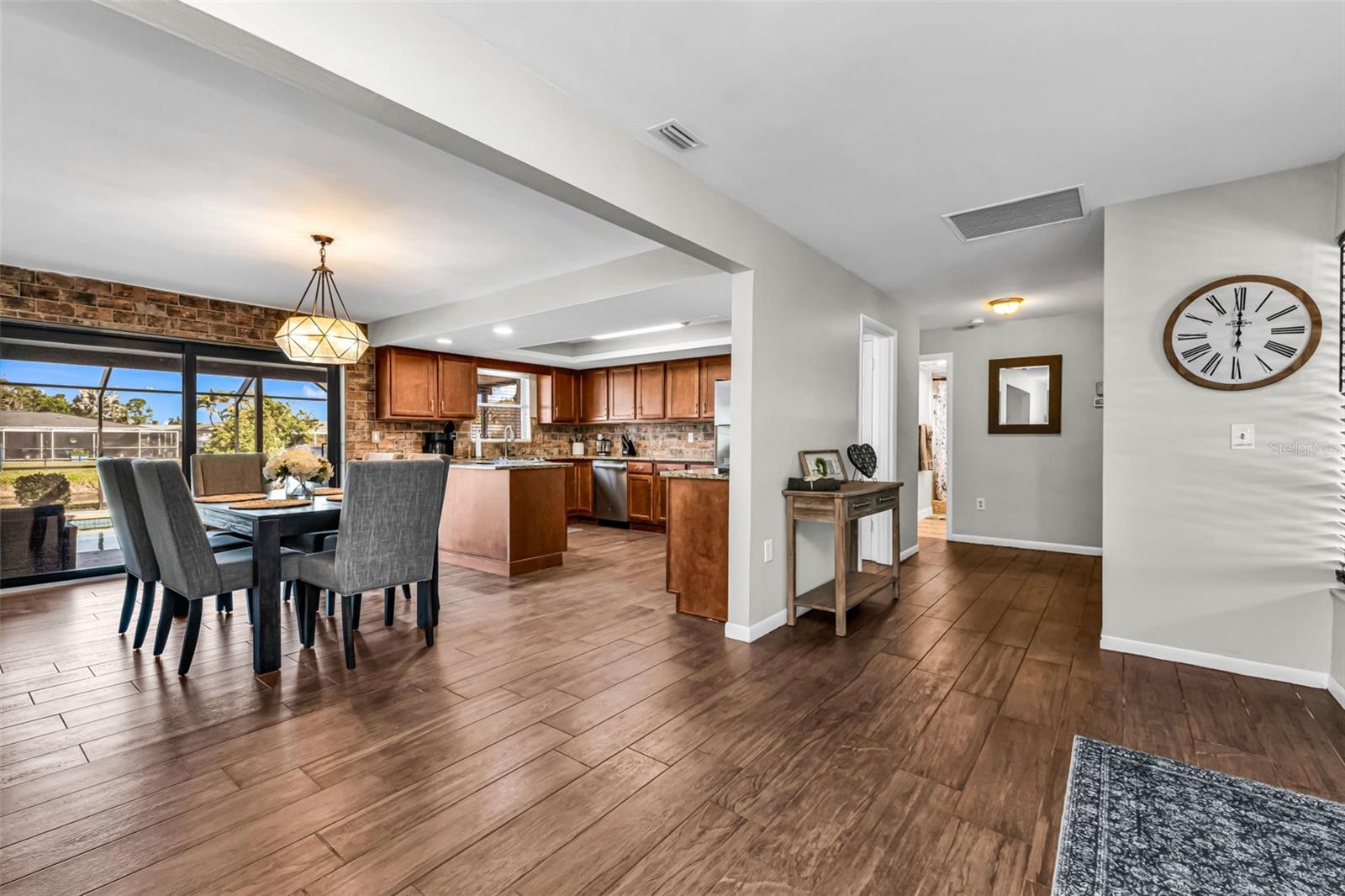 ROTONDA WEST OAKLAND HILLS - Residential