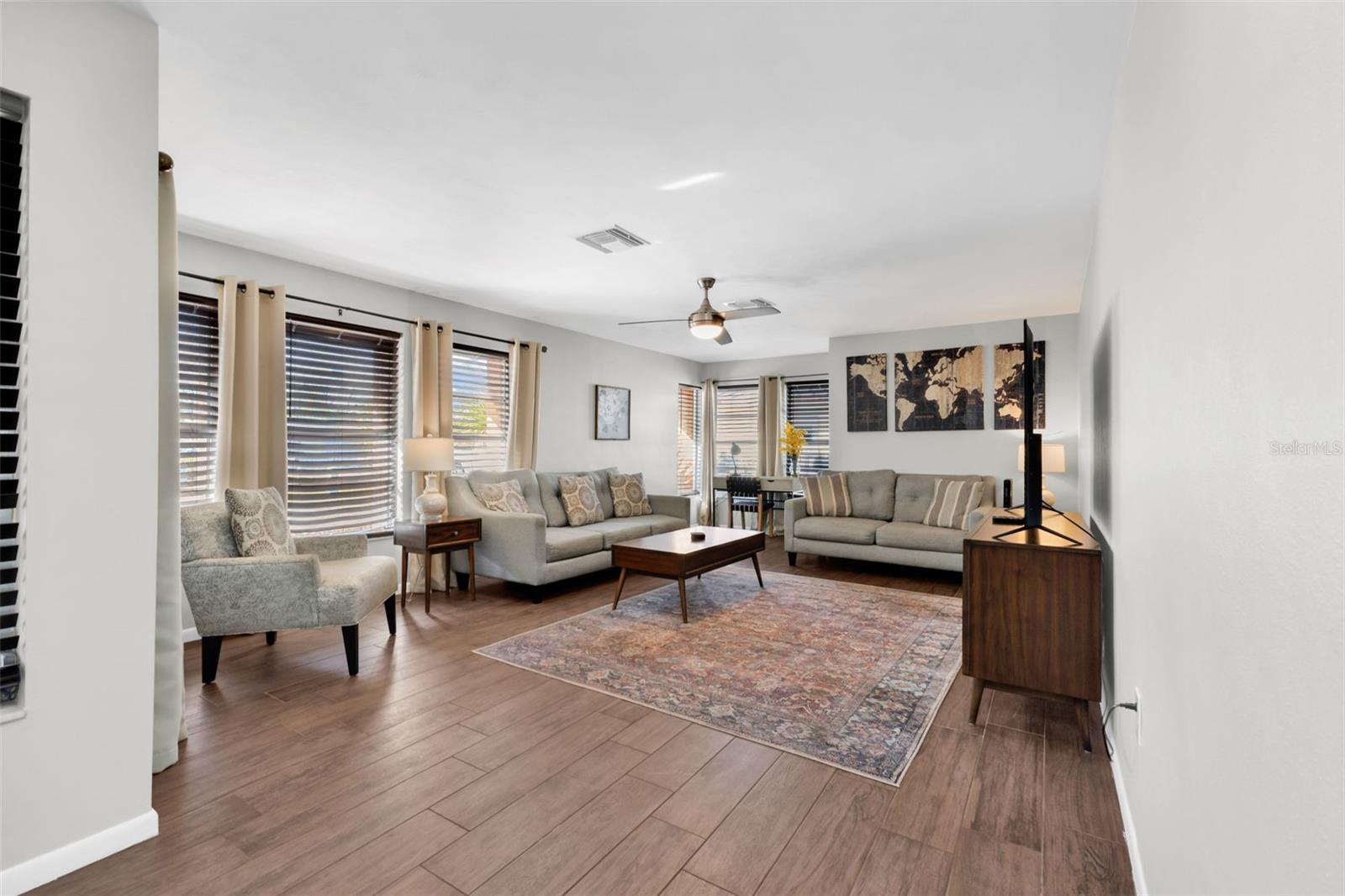 ROTONDA WEST OAKLAND HILLS - Residential