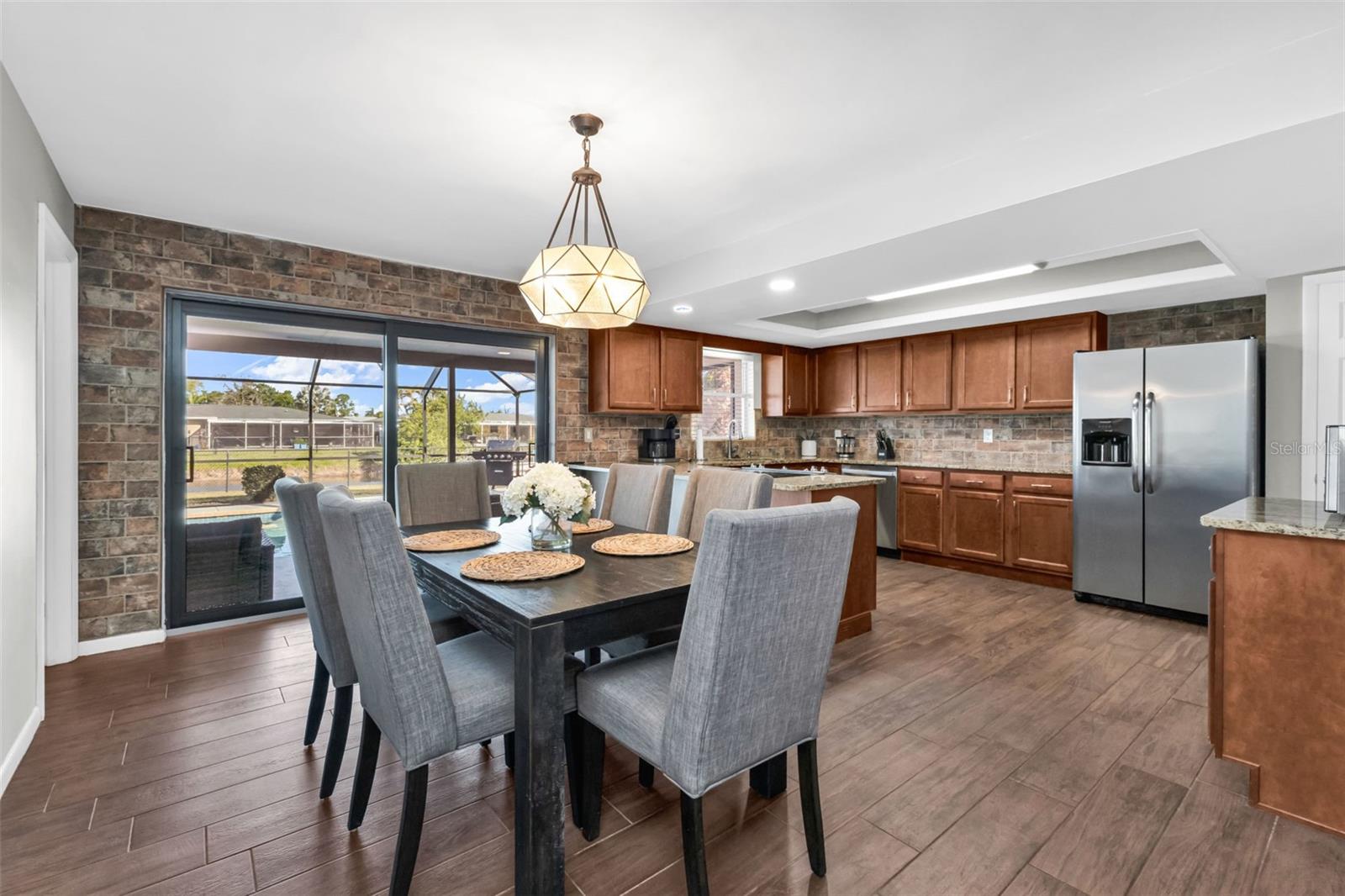 ROTONDA WEST OAKLAND HILLS - Residential