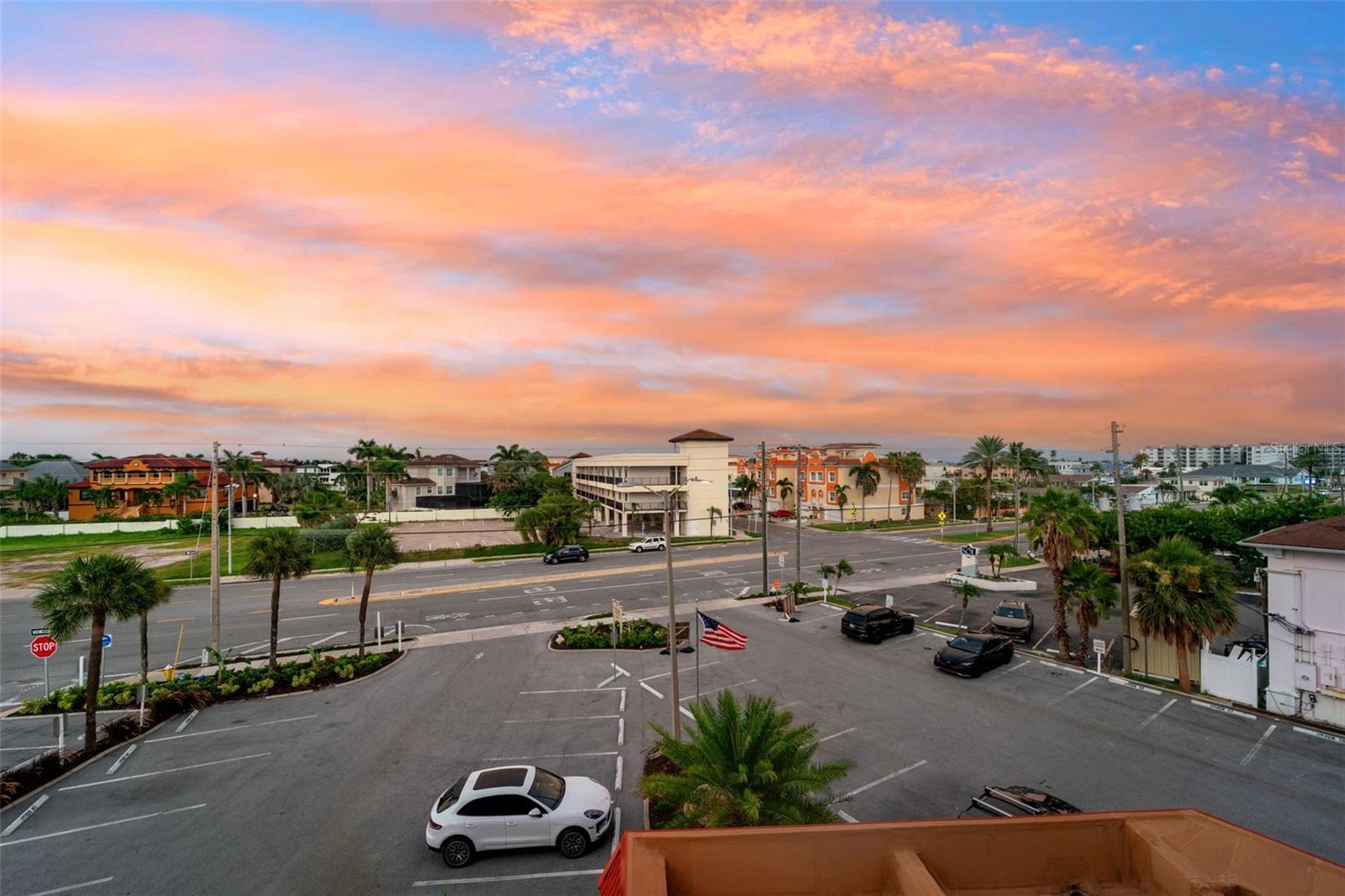 GULF MARINER THE CONDO - Residential
