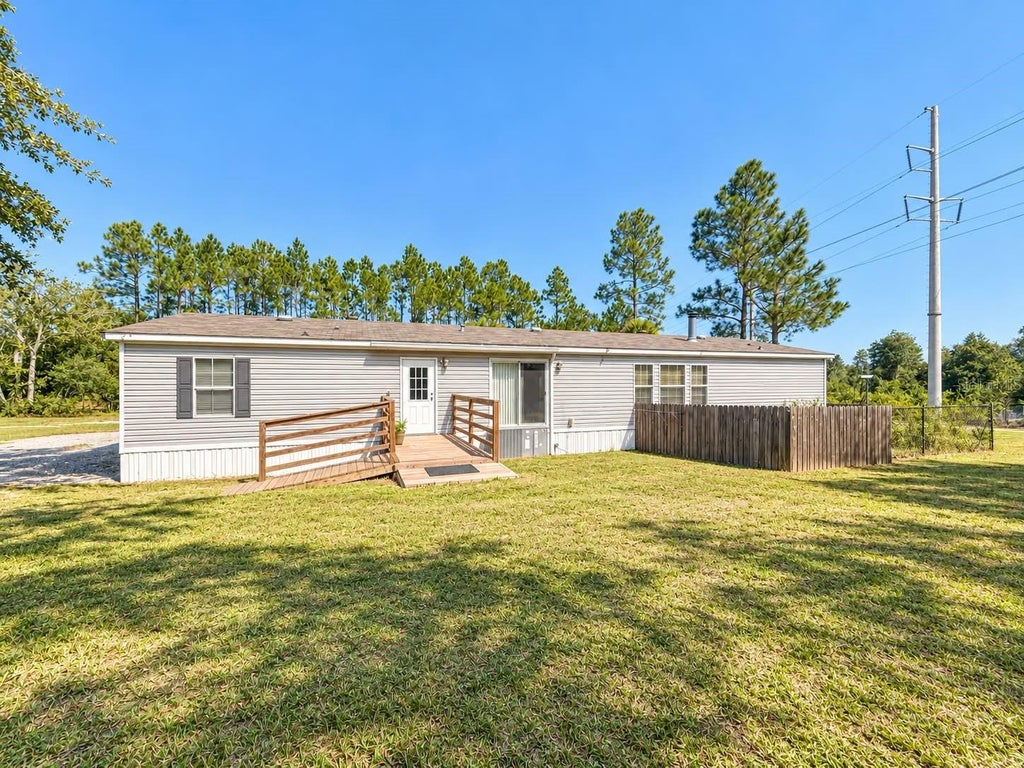 Photo of 12146 Stanley Drive, Fountain, FL 32438 (MLS # TB8558204)