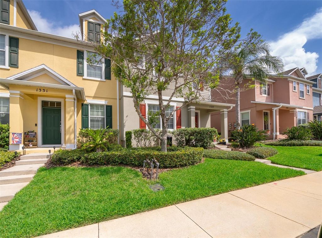 Photo of 1327 Alston Bay Boulevard, Apopka, FL 32703 (MLS # O6393310)