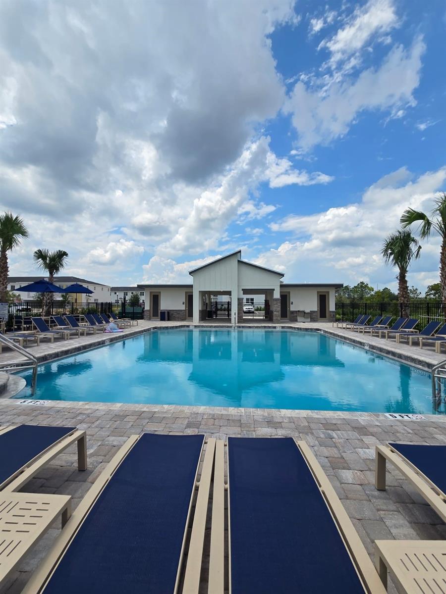 TRACT X - Residential Lease