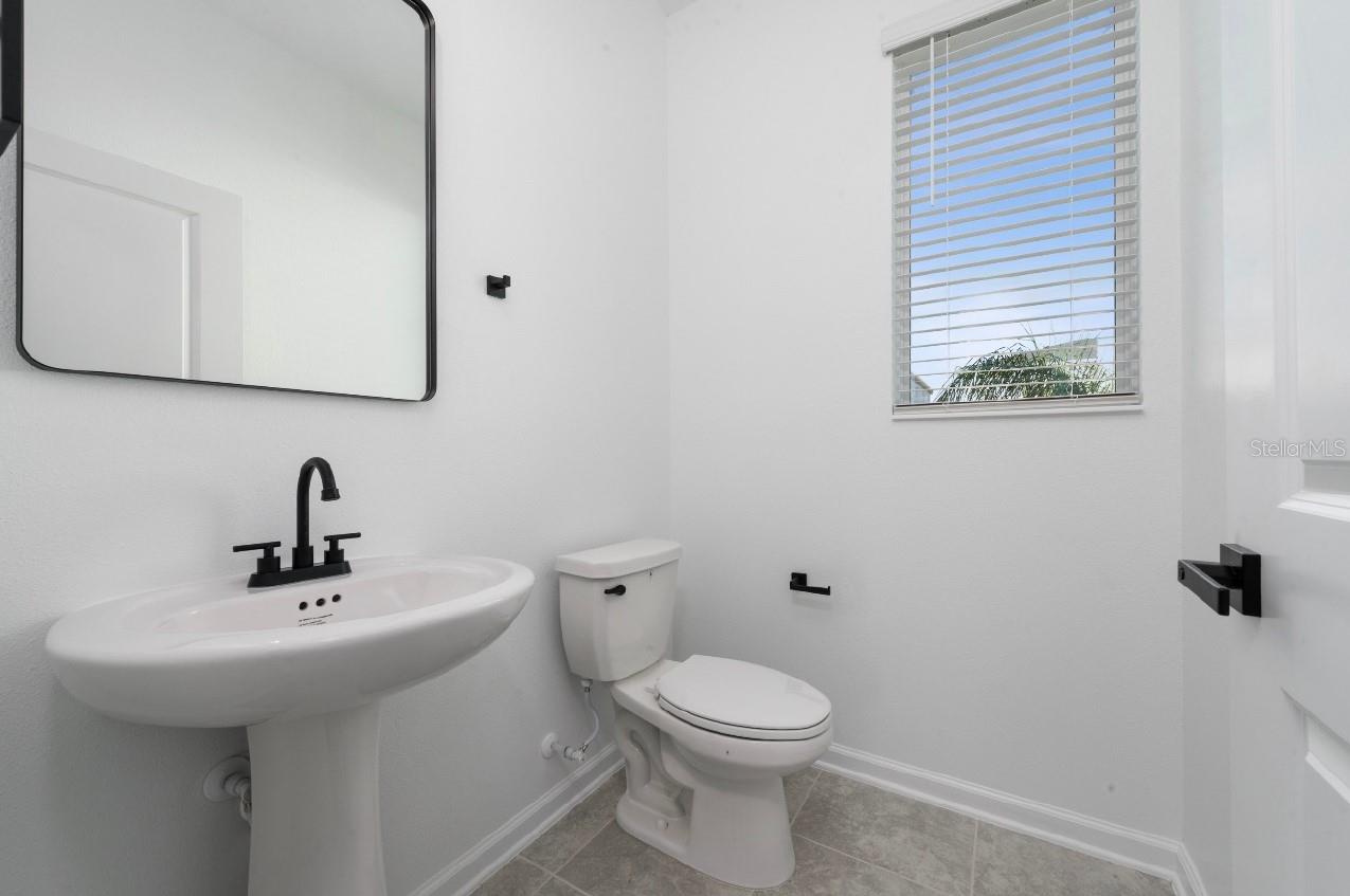 TRACT X - Residential Lease