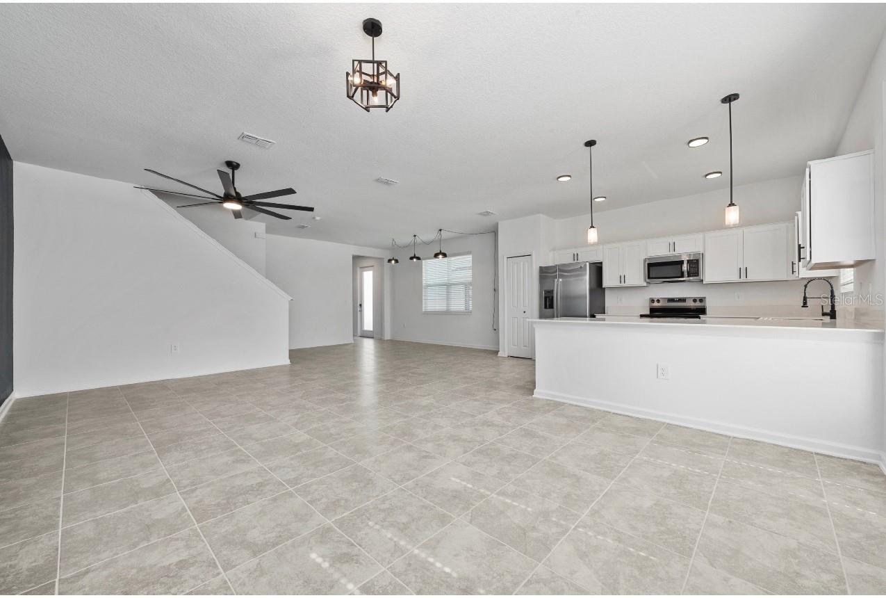 TRACT X - Residential Lease