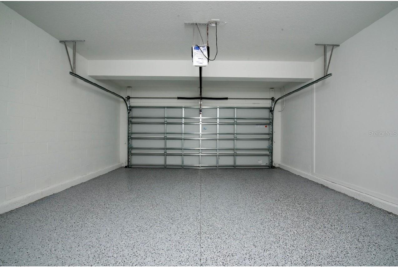 TRACT X - Residential Lease