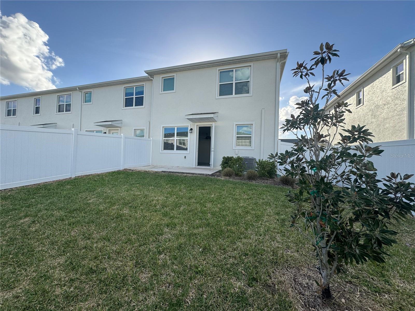 TRACT X - Residential Lease