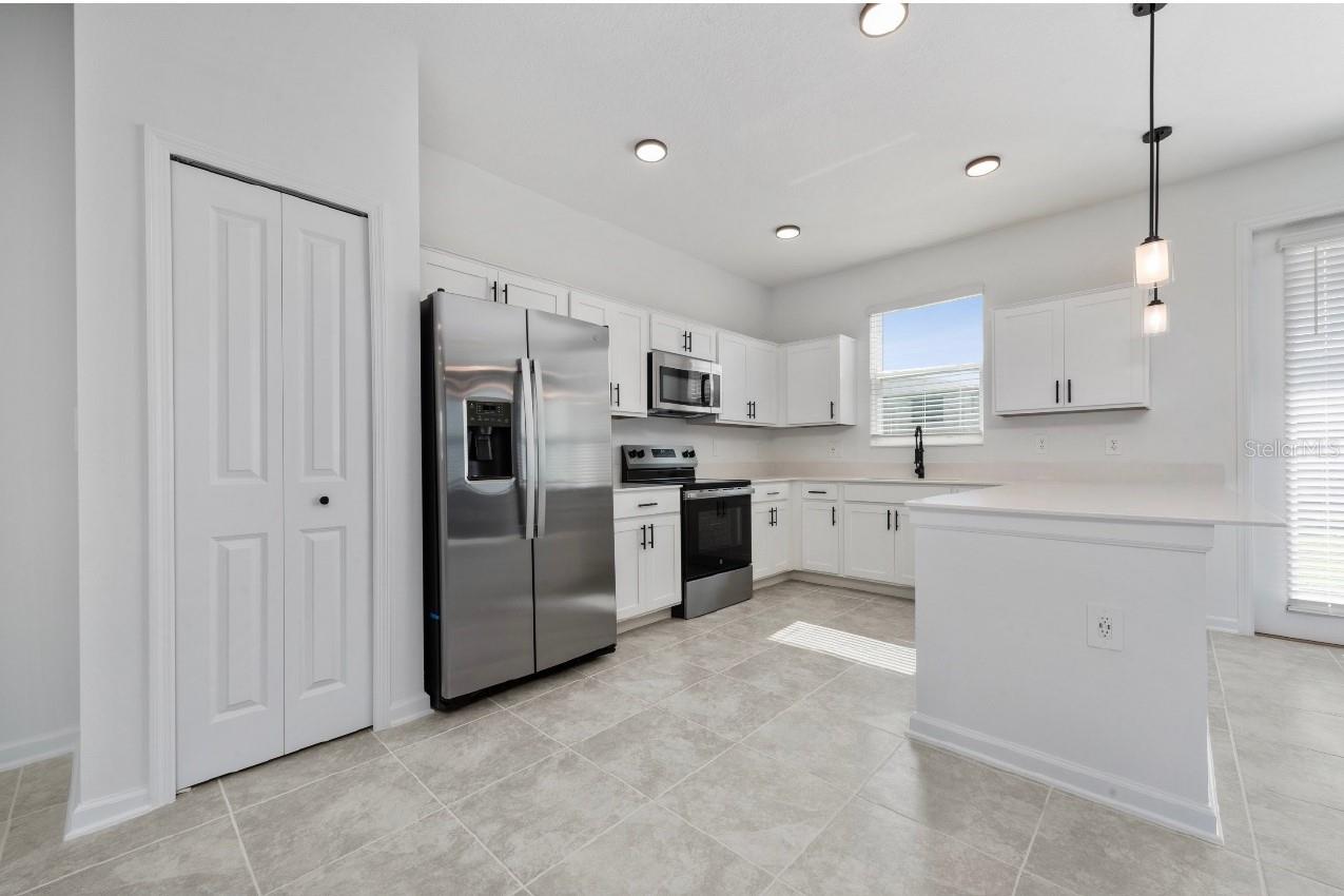 TRACT X - Residential Lease