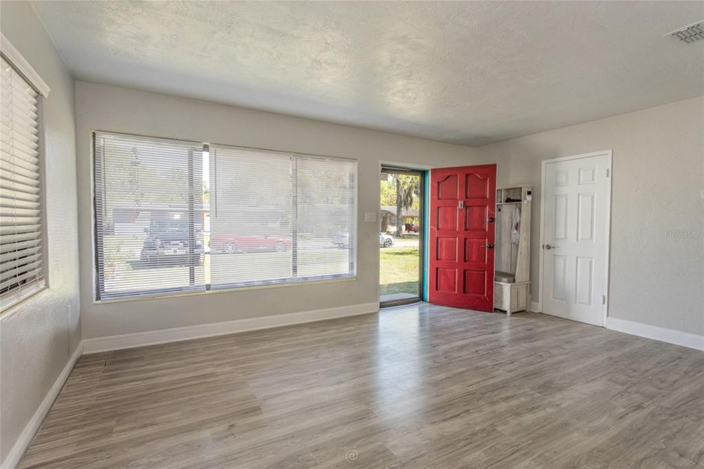 Photo of 506 S Elsasser Street, Deland, FL 32720 (MLS # V4947918)