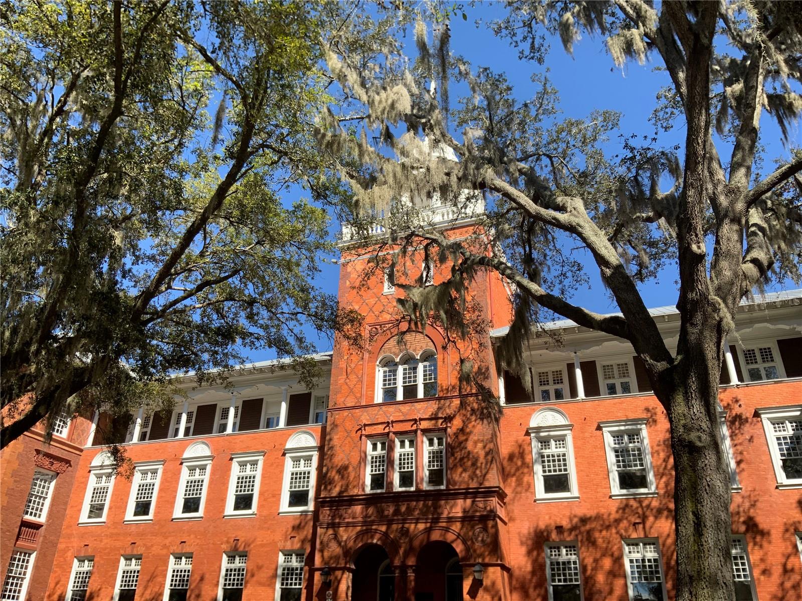 LAISY & BASSO RESUB - Residential