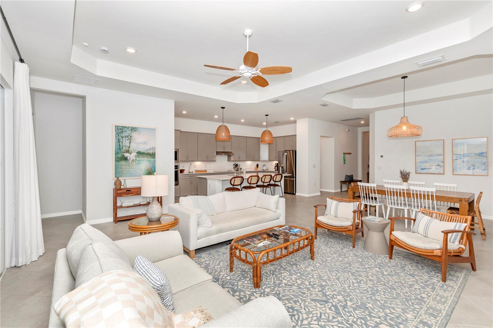 WELLEN PARK GOLF & COUNTRY CLUB - Residential Lease