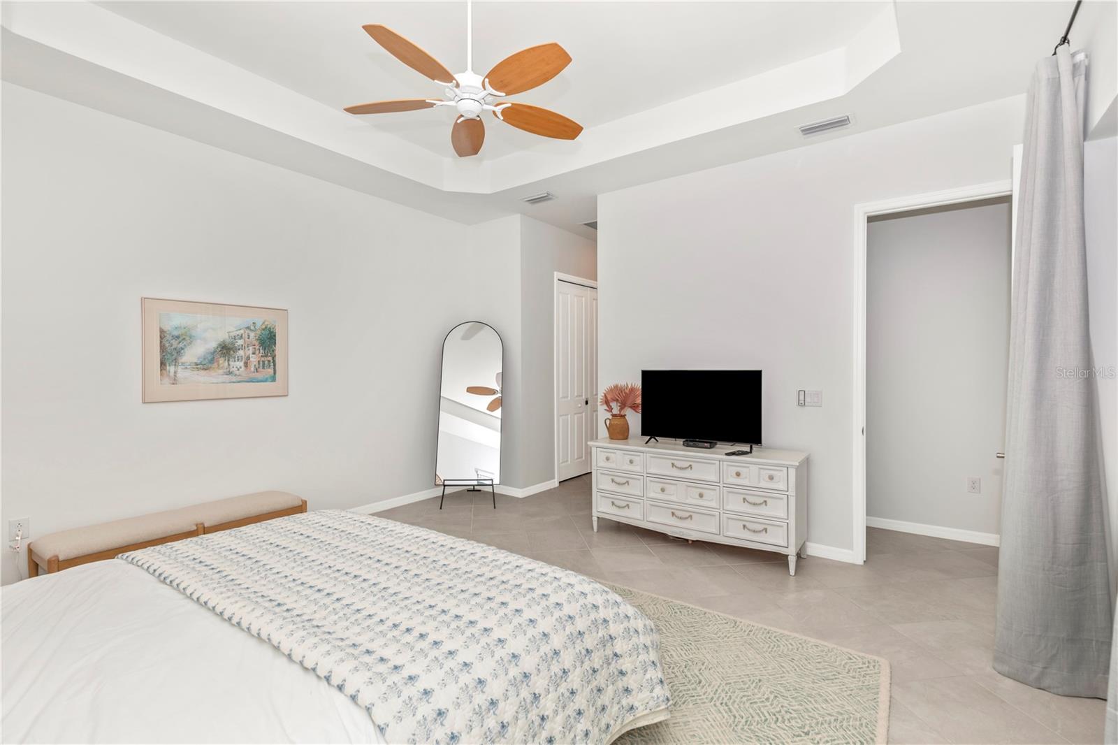 WELLEN PARK GOLF & COUNTRY CLUB - Residential Lease