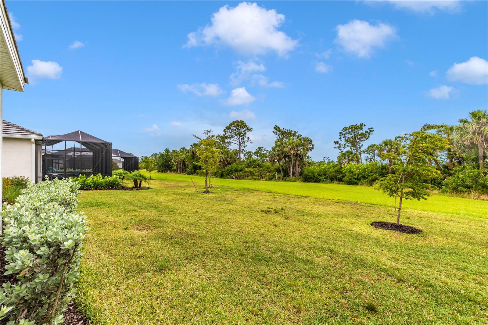 WELLEN PARK GOLF & COUNTRY CLUB - Residential Lease