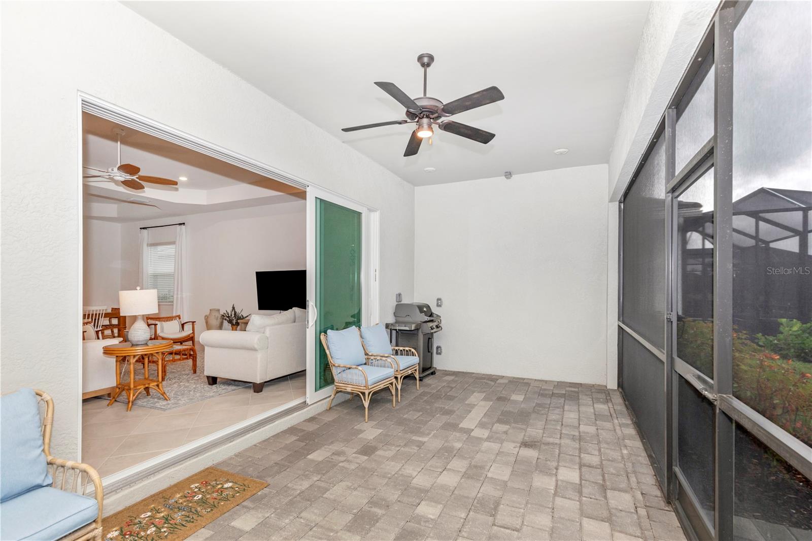 WELLEN PARK GOLF & COUNTRY CLUB - Residential Lease