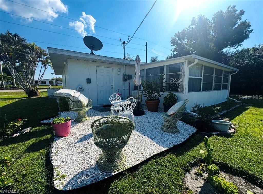 CHARLOTTE PARK - Residential