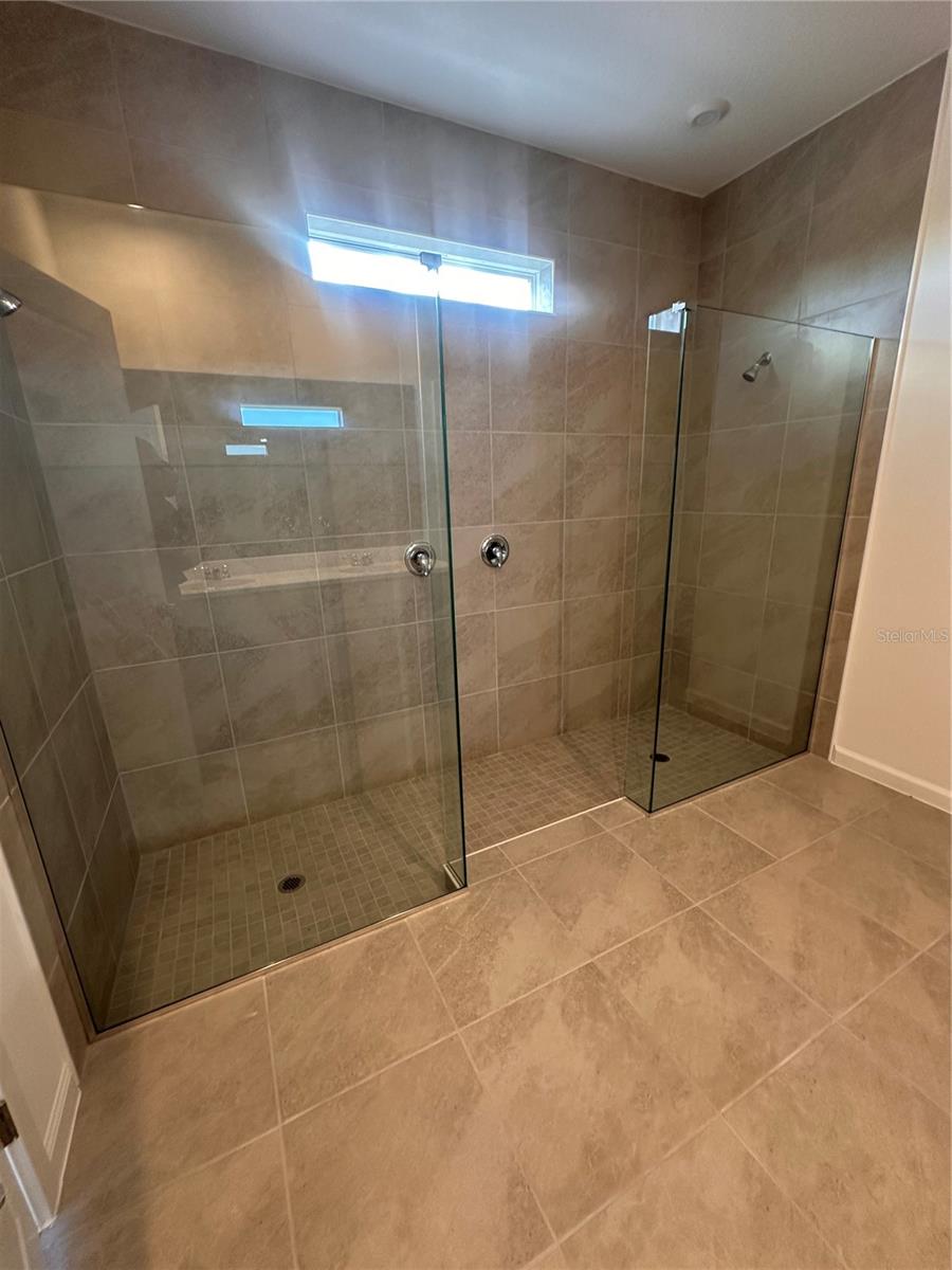 RAINWOOD - Residential