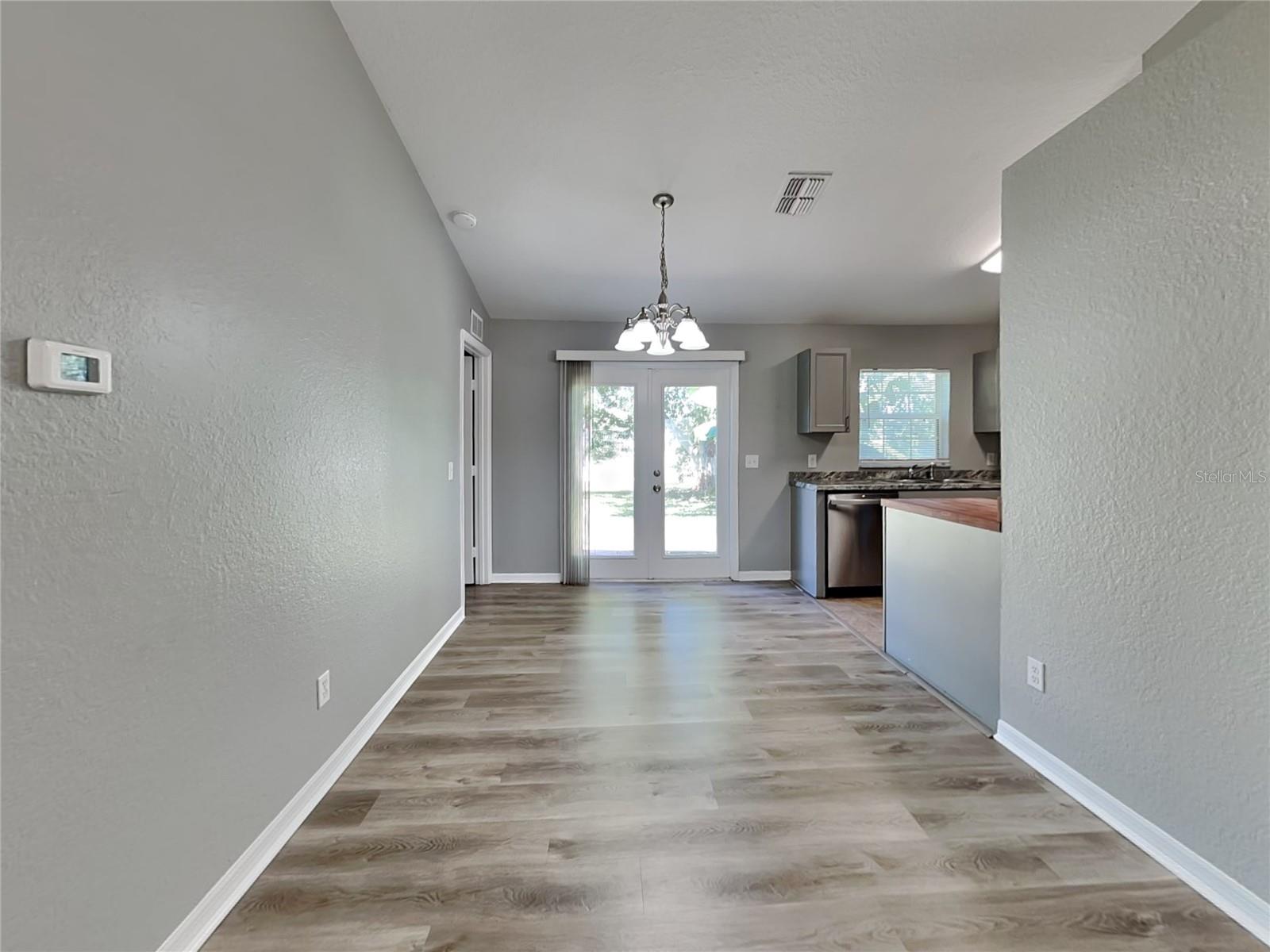 LAKE ELOISE POINTE - Residential Lease