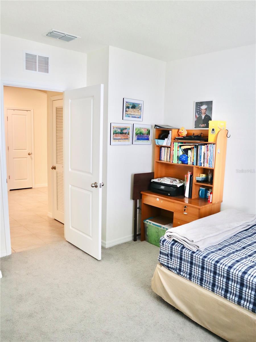 VILLAGES OF GLEN CREEK MC-1 - Residential