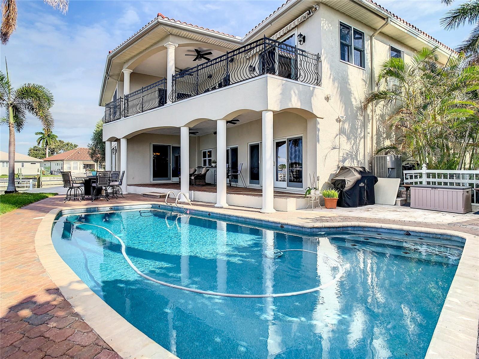 VENETIAN ISLES - Residential