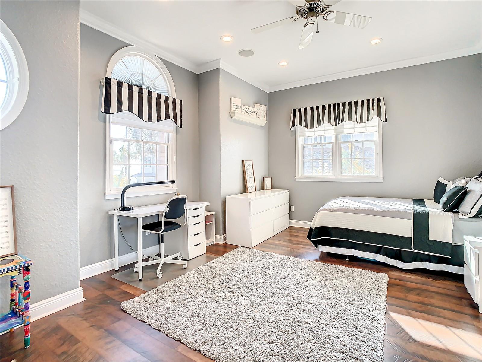 VENETIAN ISLES - Residential