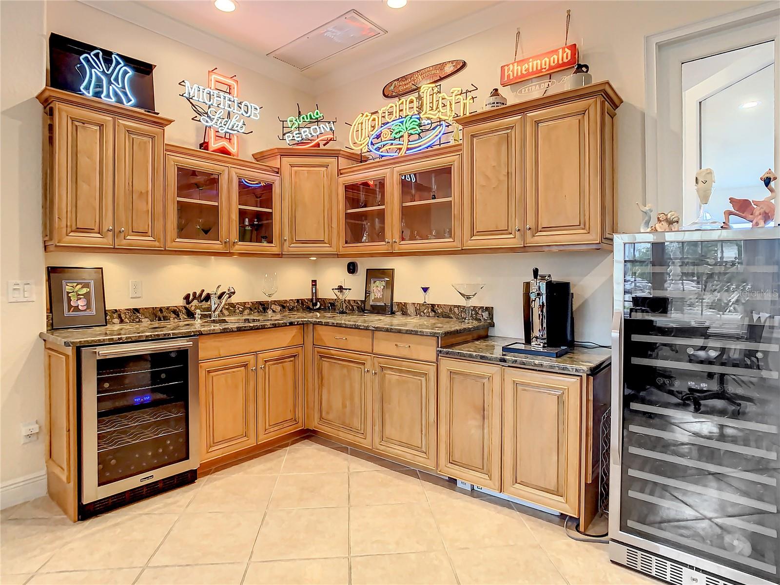 VENETIAN ISLES - Residential