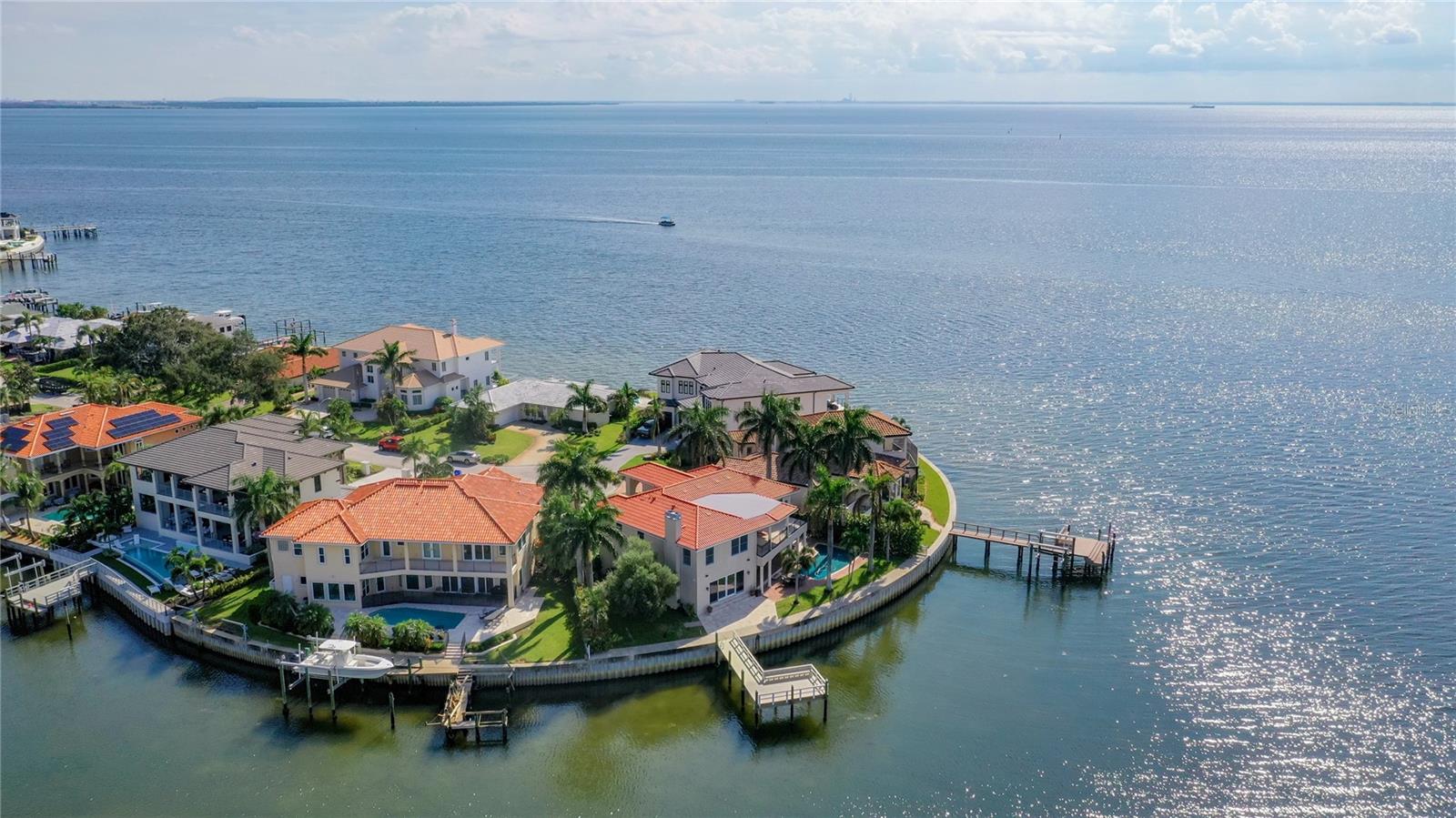 VENETIAN ISLES - Residential