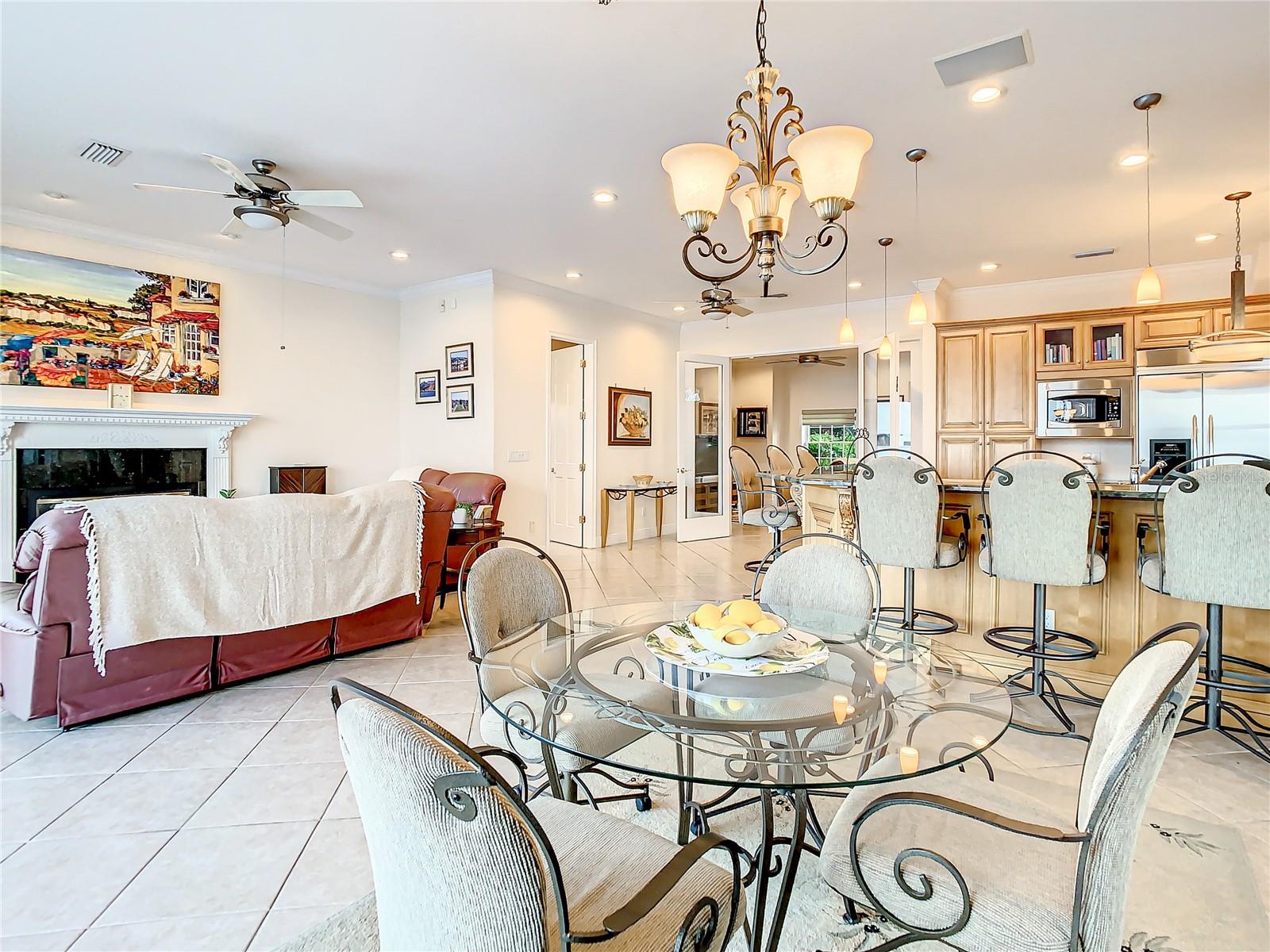 VENETIAN ISLES - Residential