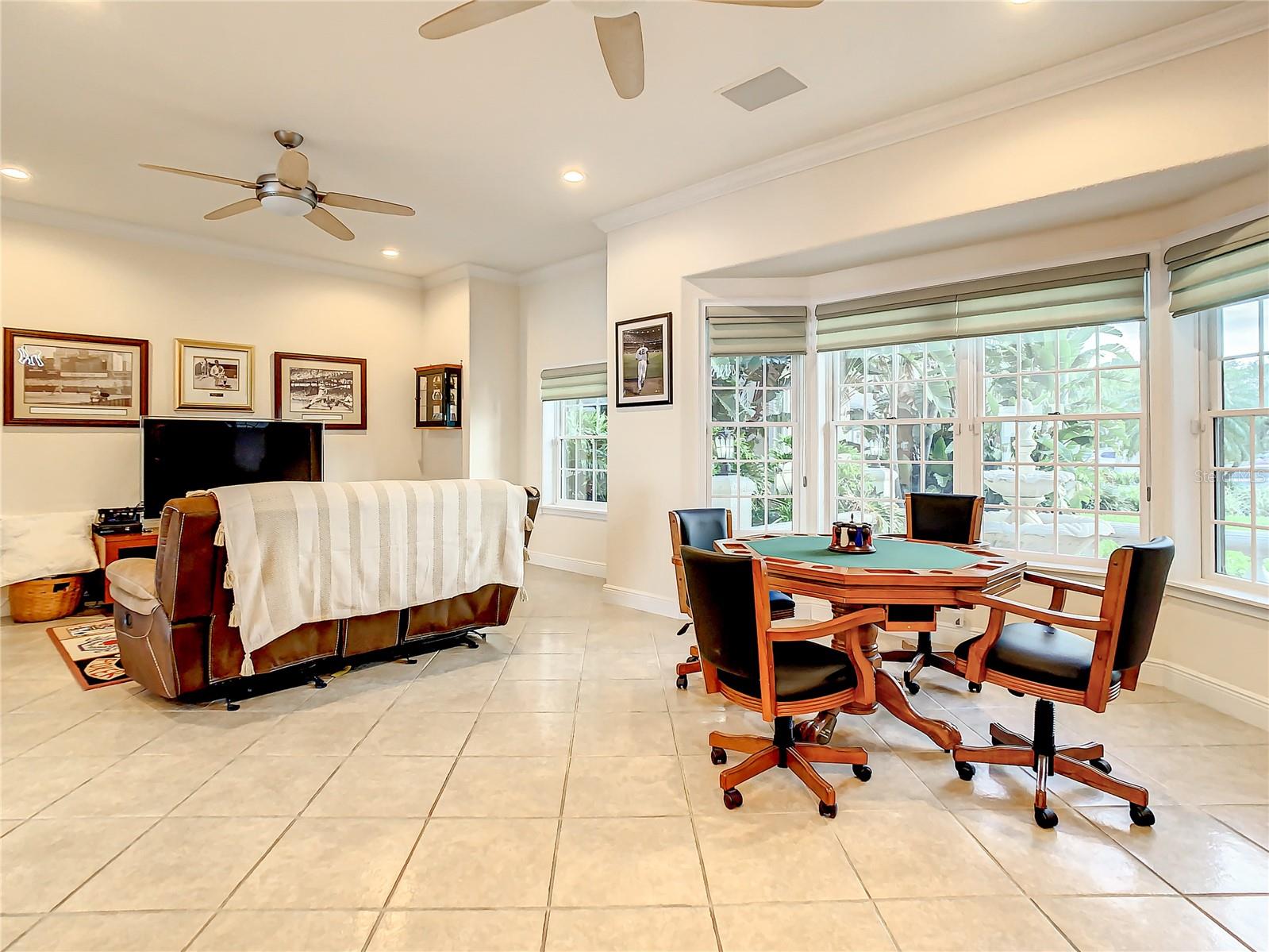 VENETIAN ISLES - Residential