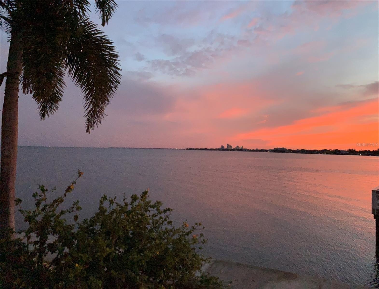 VENETIAN ISLES - Residential