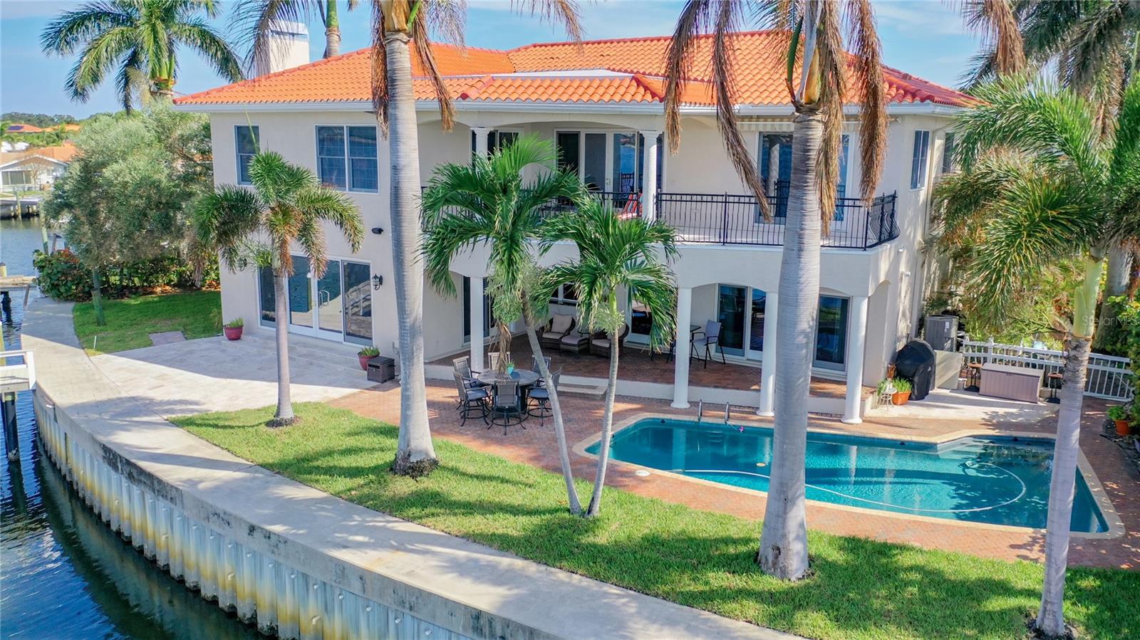 VENETIAN ISLES - Residential