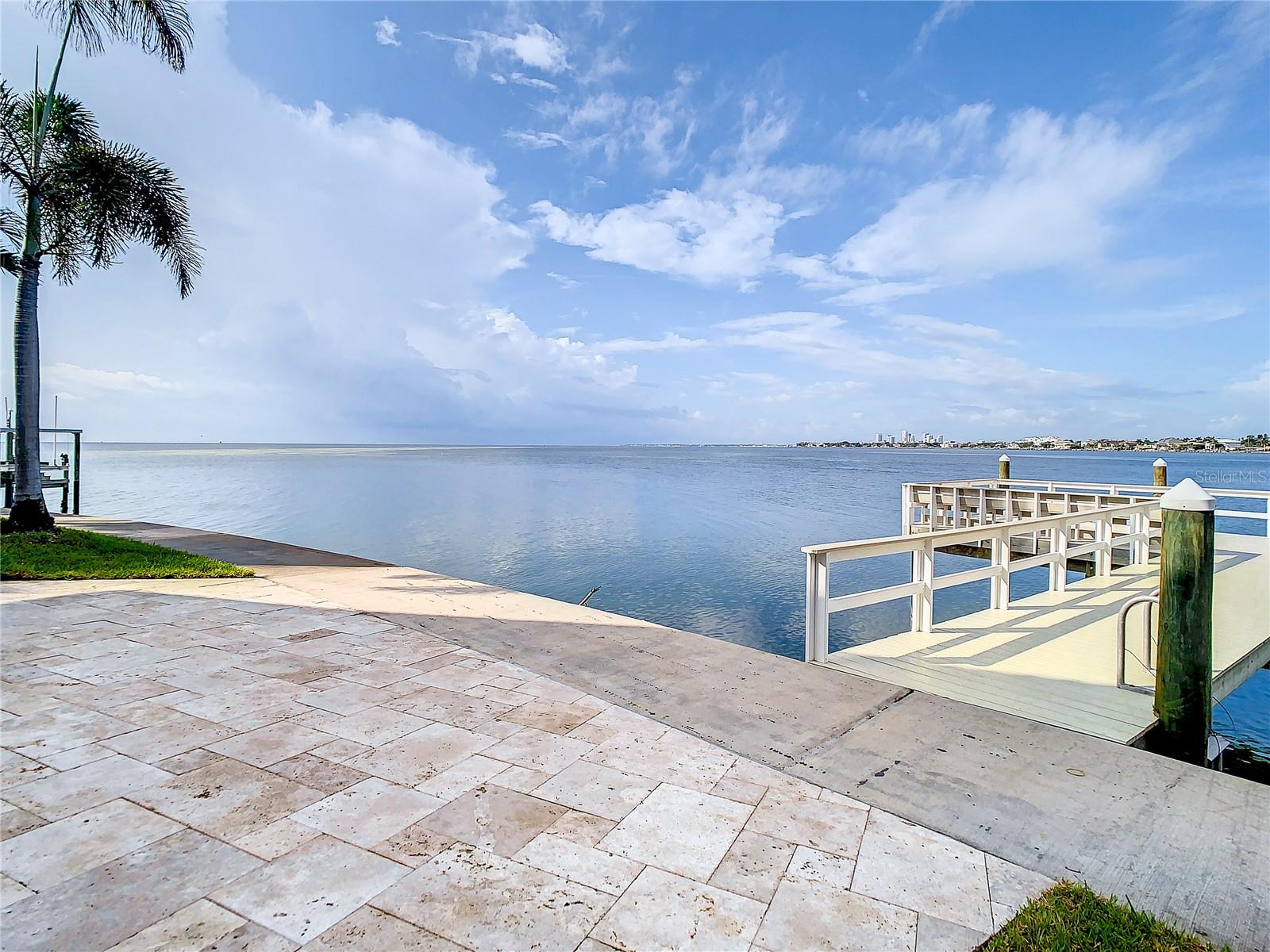 VENETIAN ISLES - Residential