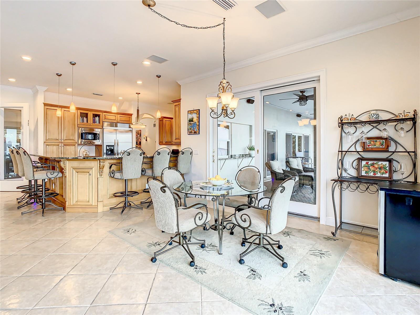 VENETIAN ISLES - Residential