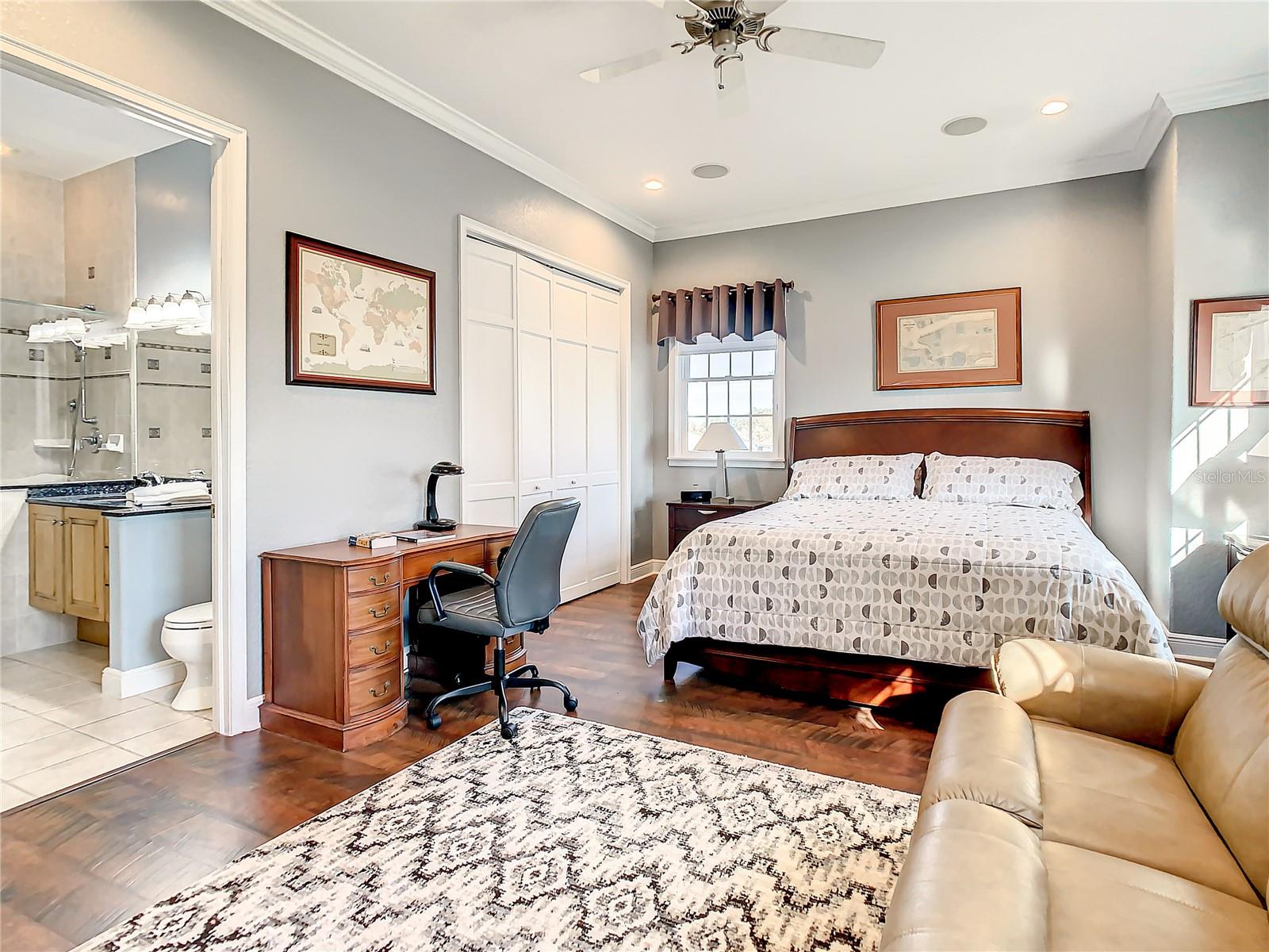 VENETIAN ISLES - Residential