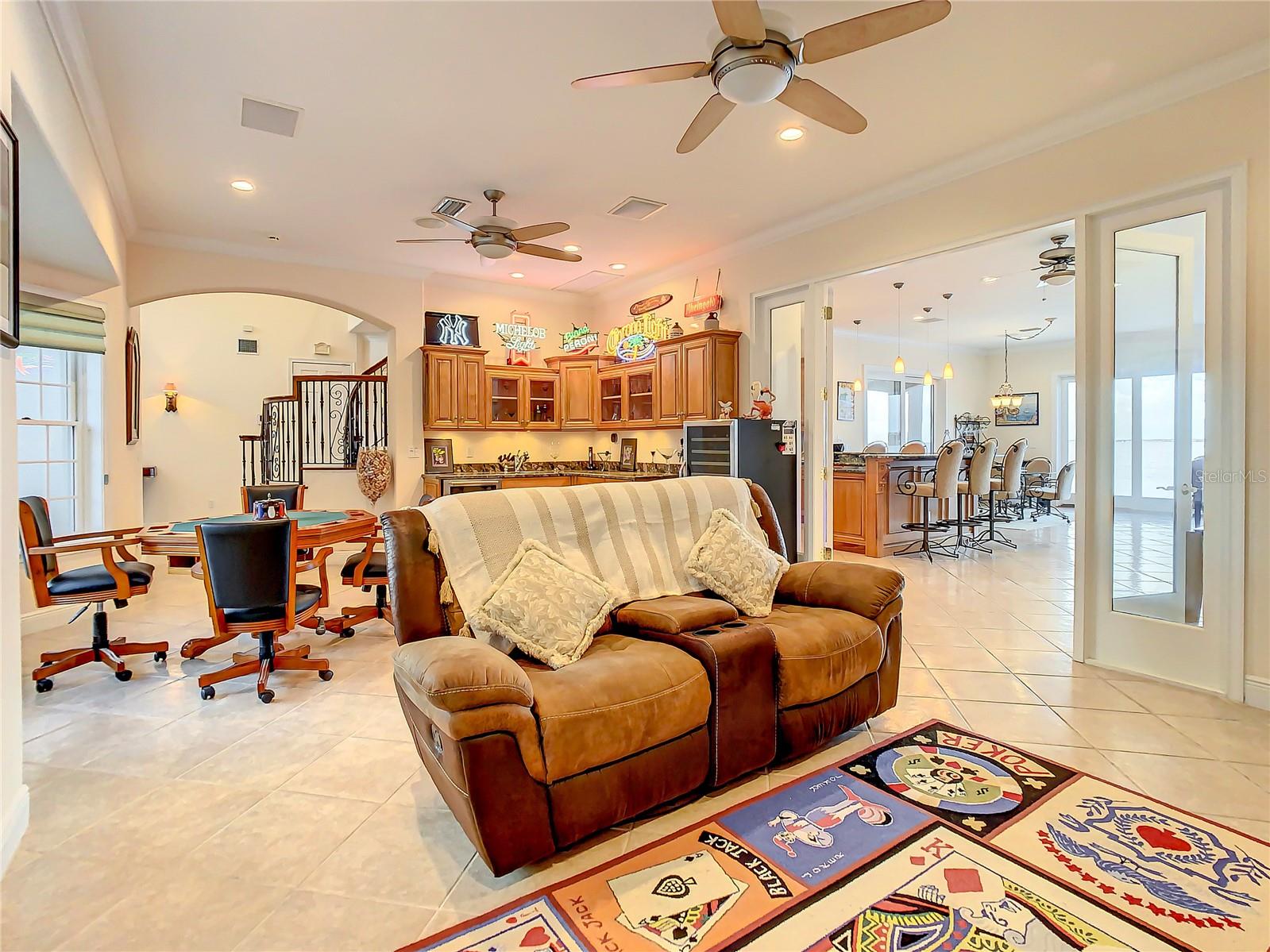 VENETIAN ISLES - Residential