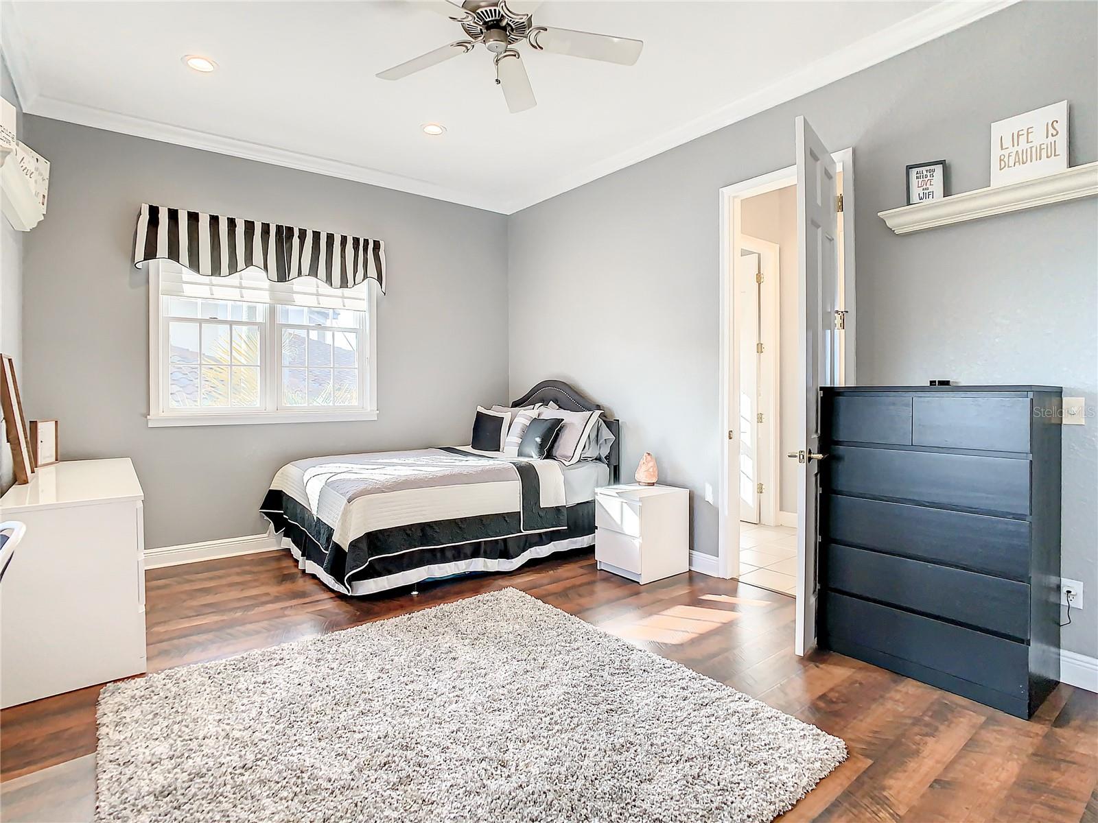 VENETIAN ISLES - Residential