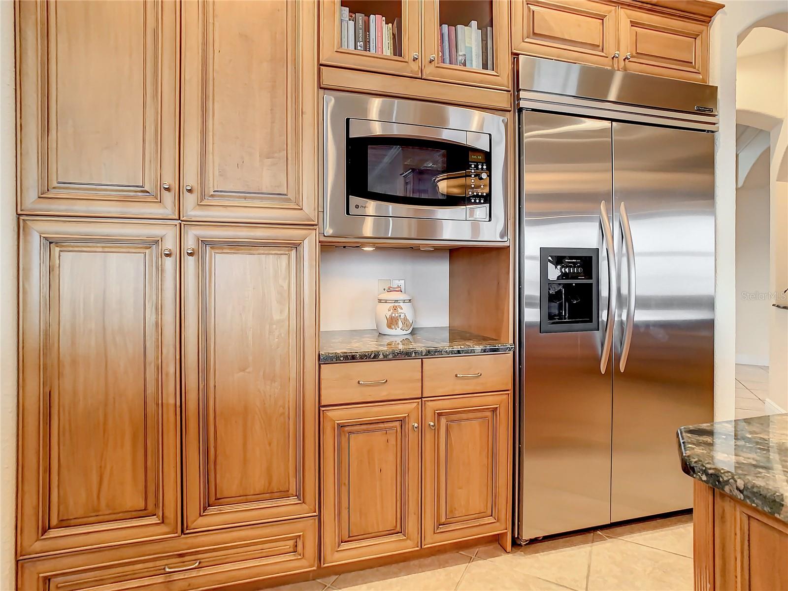 VENETIAN ISLES - Residential