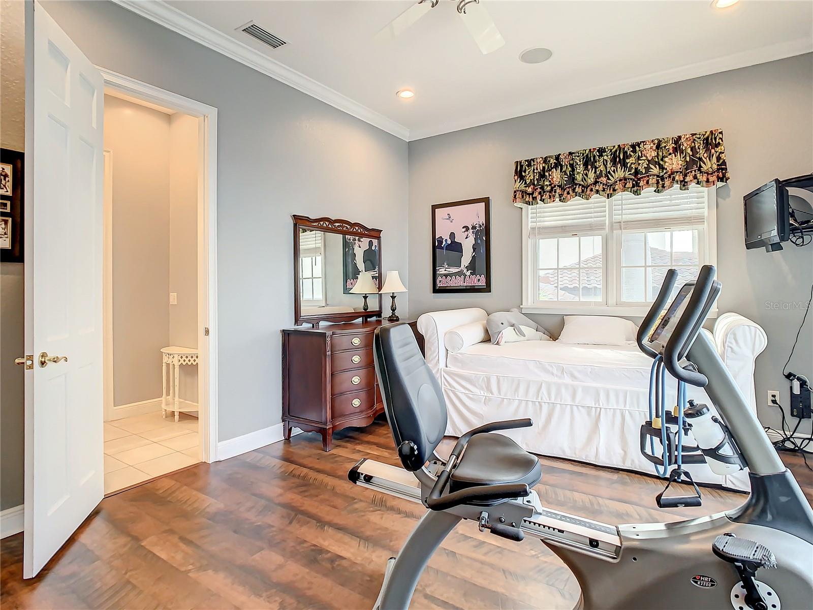 VENETIAN ISLES - Residential