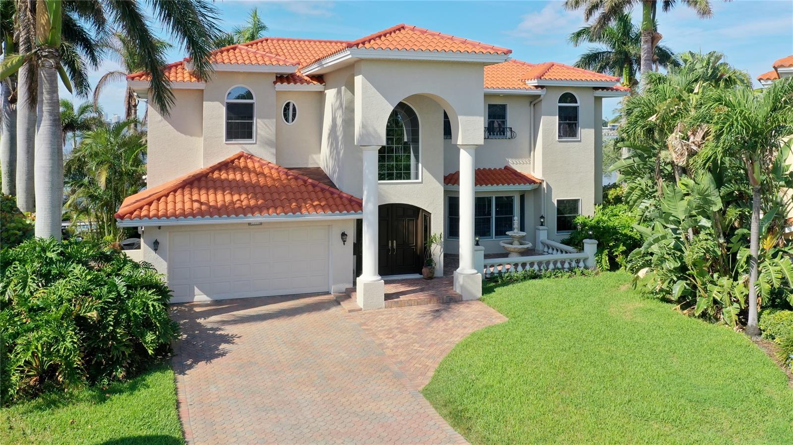 VENETIAN ISLES - Residential