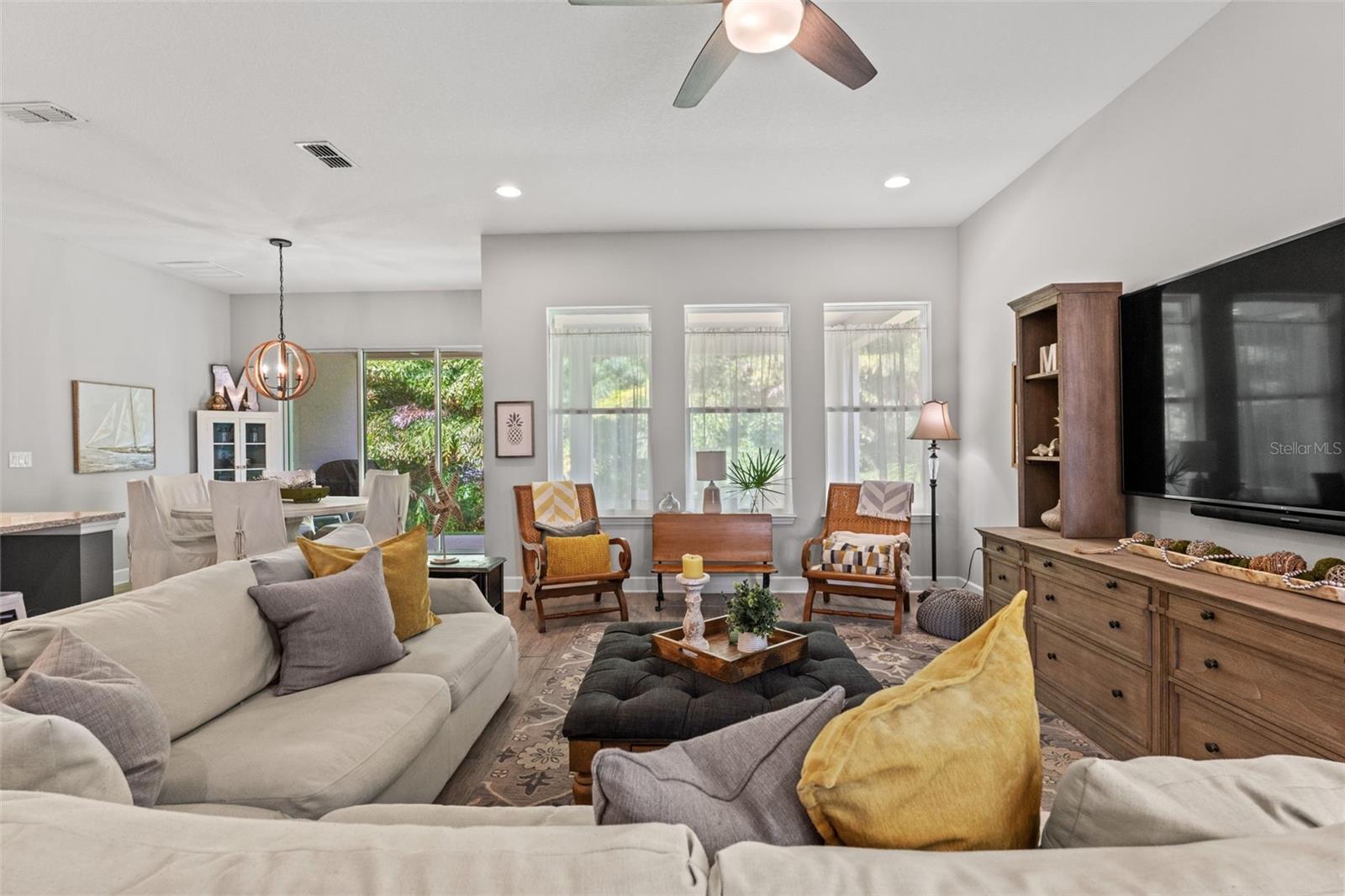 BAYSHORE HEIGHTS - Residential