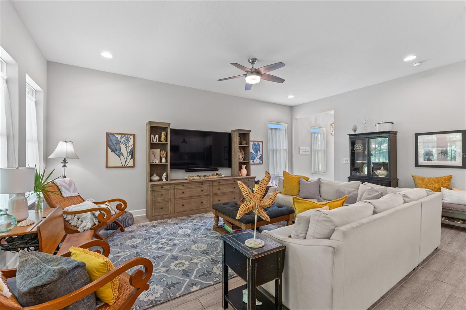 BAYSHORE HEIGHTS - Residential