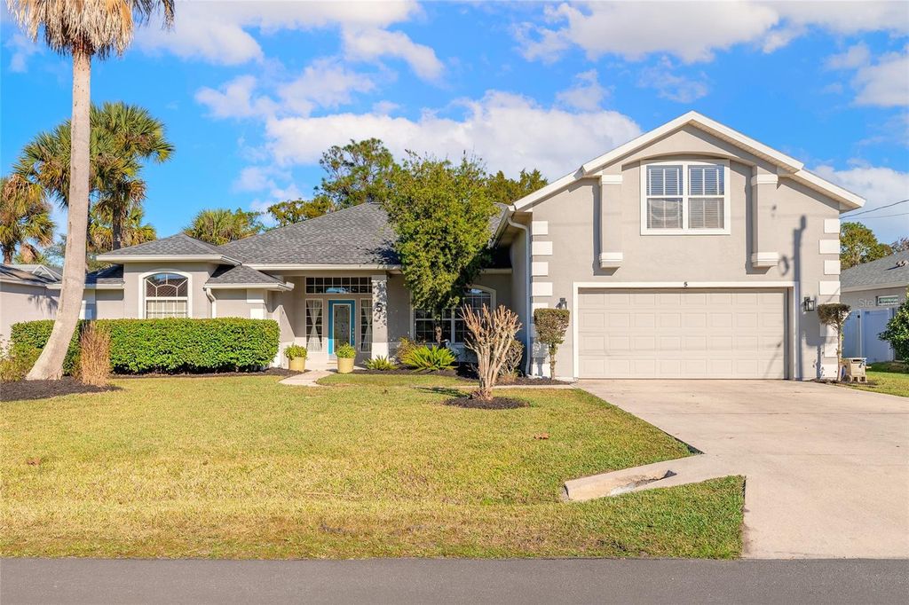 Photo of 5 Baltimore Lane, Palm Coast, FL 32137 (MLS # V4946238)