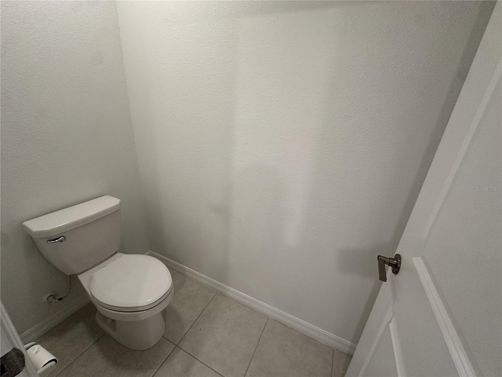 SADDLE CRK PRESERVE PH 1 - Residential Lease