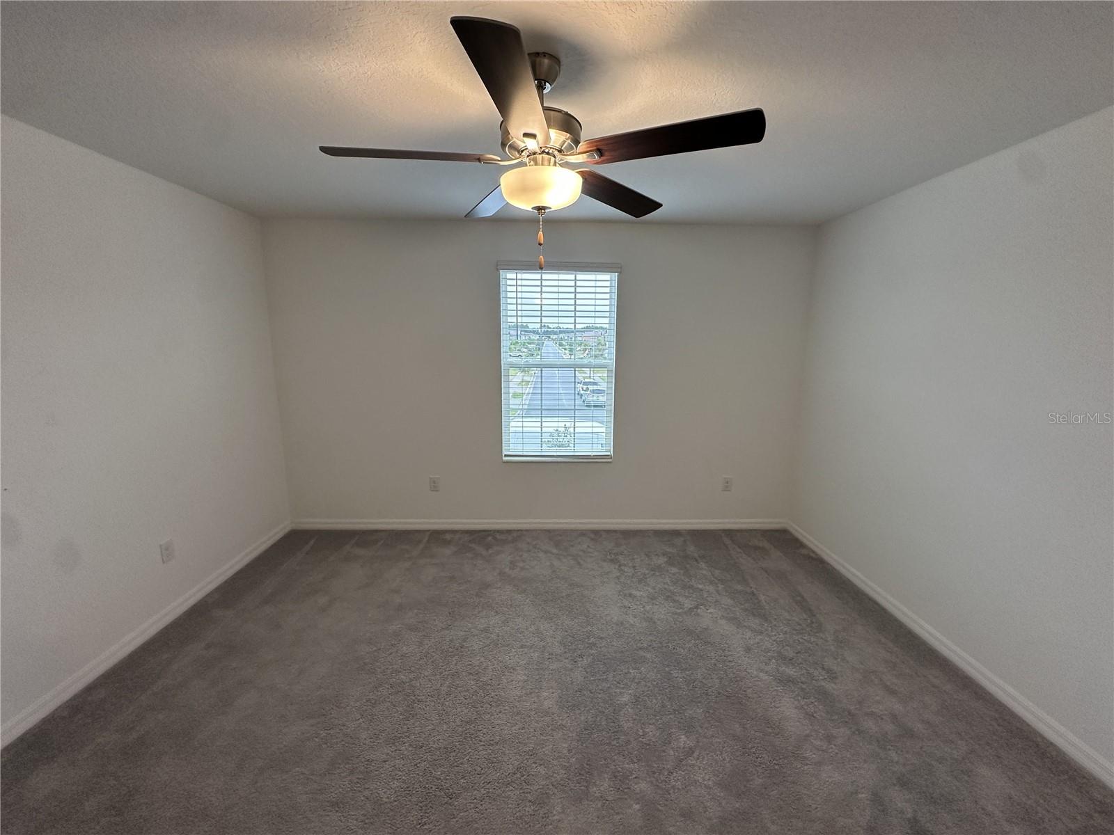 SADDLE CRK PRESERVE PH 1 - Residential Lease