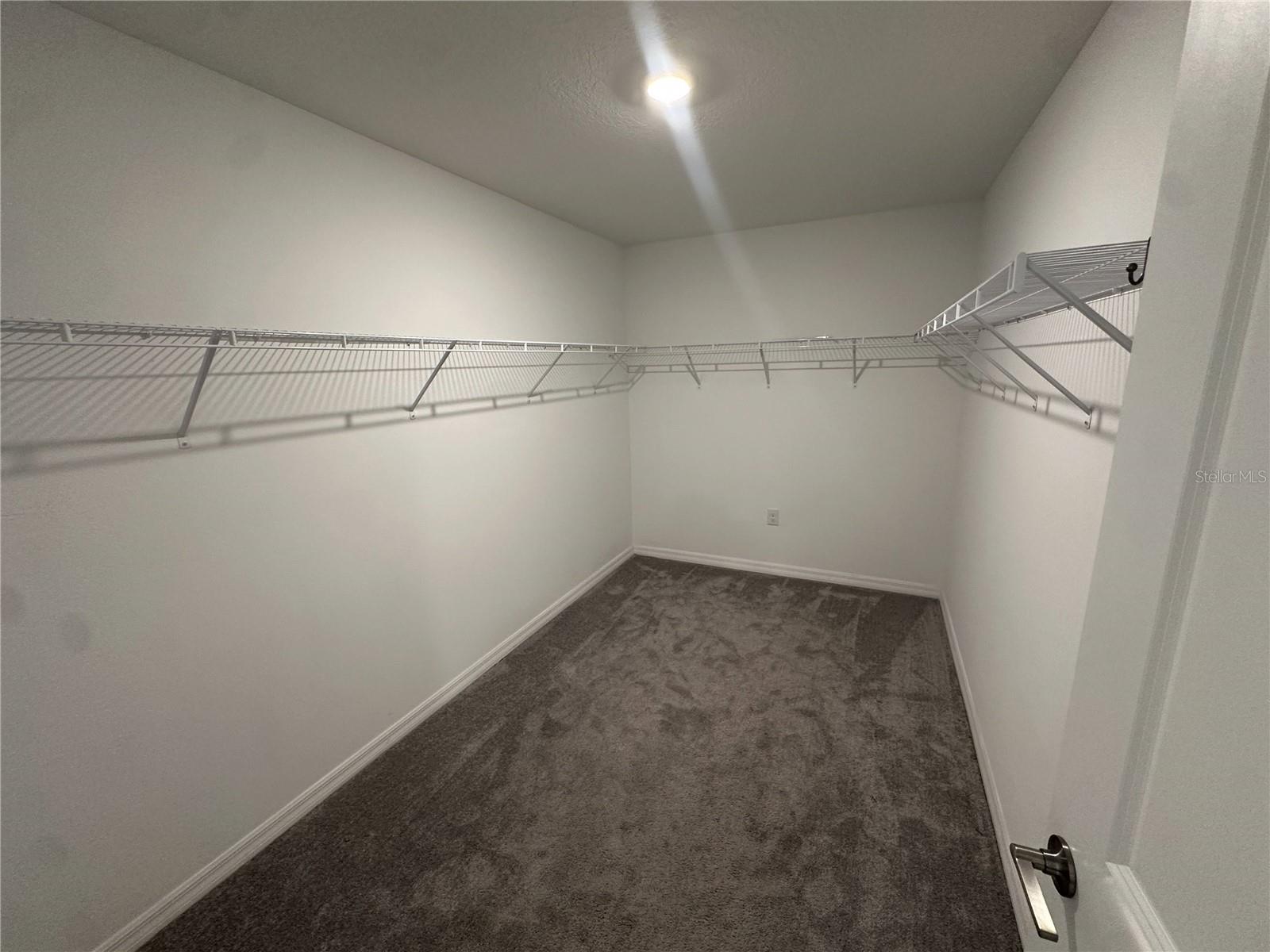 SADDLE CRK PRESERVE PH 1 - Residential Lease