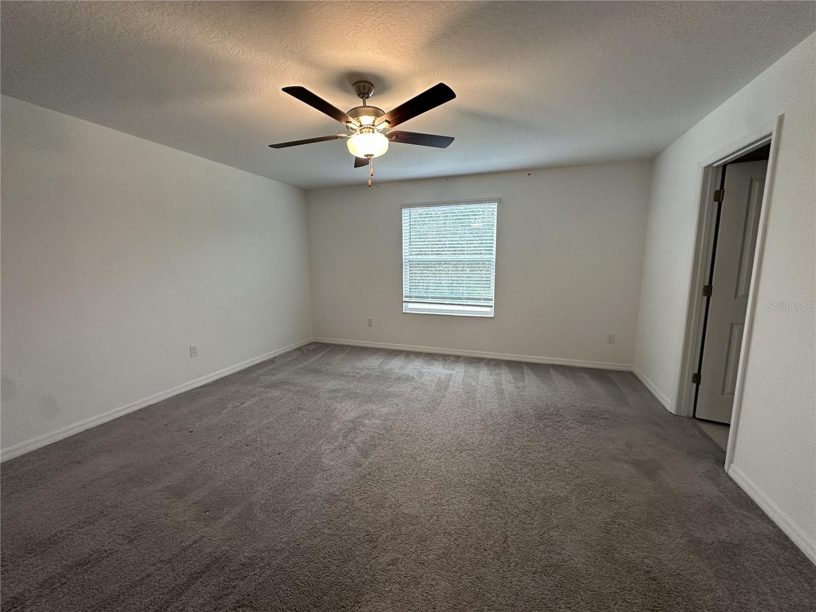 SADDLE CRK PRESERVE PH 1 - Residential Lease