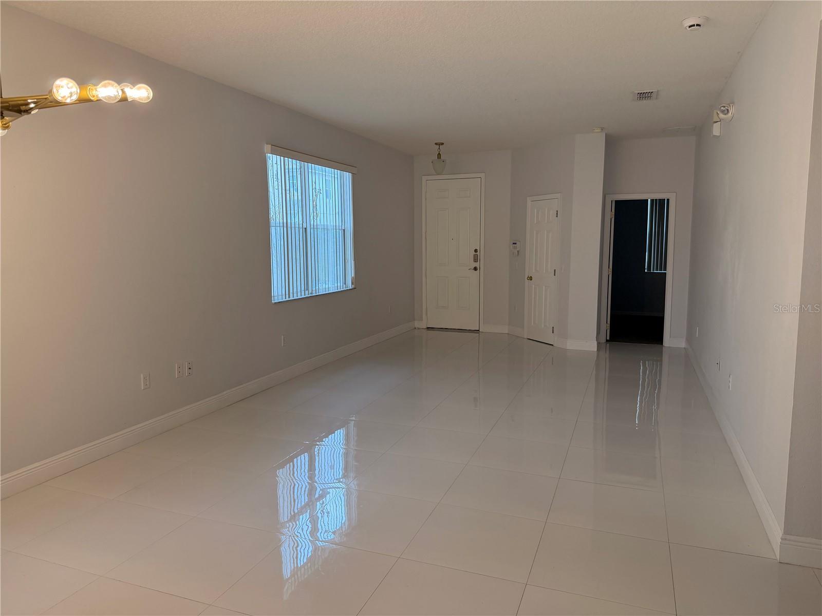 1112 PINE RIDGE DRIVE